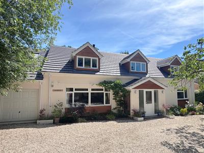 Minimum 1 bedroom properties for sale from Hillier & Wilson Estate Agents Broadlayings